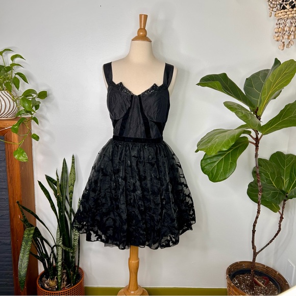 DC Comics x Hot topic Batman formal dress - Picture 2 of 8